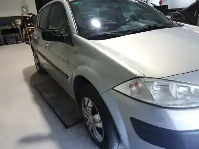 Veículo de Sucata renault megane ii berlina 5p authentique do ano 2005 alimentado k9k728