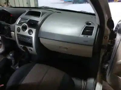 Veículo de Sucata renault megane ii berlina 5p authentique do ano 2005 alimentado k9k728