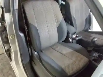 Veículo de Sucata renault megane ii berlina 5p authentique do ano 2005 alimentado k9k728