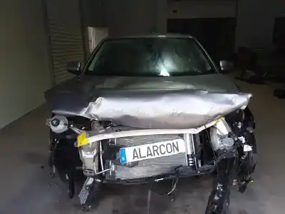 Veicolo di demolizione PEUGEOT 308 Business Line dell'anno 2018 alimentato BHZ