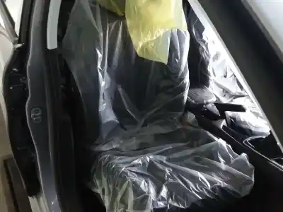 Veículo de Sucata peugeot 308 business line do ano 2018 alimentado bhz