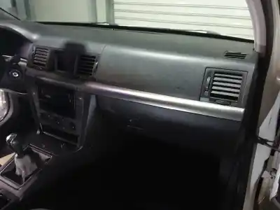 Veículo de Sucata opel vectra c berlina club do ano 2002 alimentado y22dtr