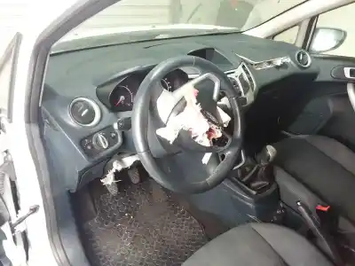 Veicolo di demolizione ford fiesta (cb1) titanium dell'anno 2012 alimentato kvja