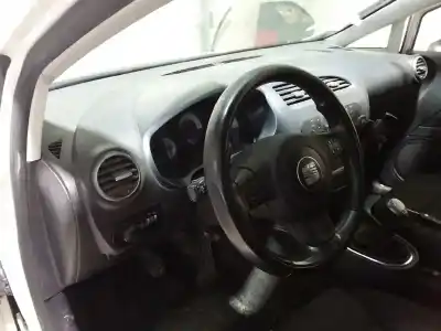 Veicolo di demolizione seat leon (1p1) fr 1 dell'anno 2008 alimentato bmn