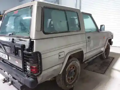 Véhicule à la ferraille nissan patrol (k/w260) corto ta de l'année 1990 alimenté rd28