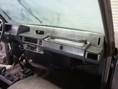 Véhicule à la ferraille nissan patrol (k/w260) corto ta de l'année 1990 alimenté rd28