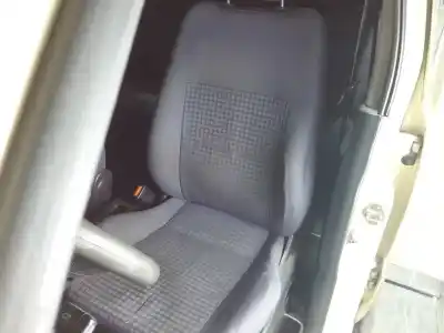 Veicolo di demolizione opel agila cosmo dell'anno 2004 alimentato z12xe