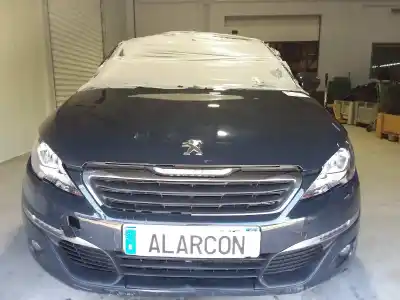 Veicolo di demolizione PEUGEOT 308 Business Line dell'anno 2017 alimentato BHY