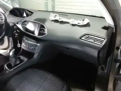 Veículo de Sucata peugeot 308 sw active do ano 2015 alimentado bhy