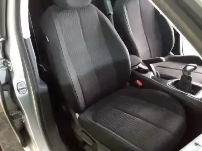 Veículo de Sucata peugeot 308 sw active do ano 2015 alimentado bhy