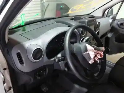 Veicolo di demolizione citroen berlingo station wagon live dell'anno 2015 alimentato bhy