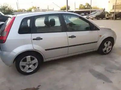 Veículo de Sucata ford fiesta (cbk) ghia do ano 2003 alimentado fyja