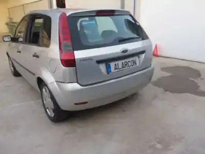 Veículo de Sucata ford fiesta (cbk) ghia do ano 2003 alimentado fyja