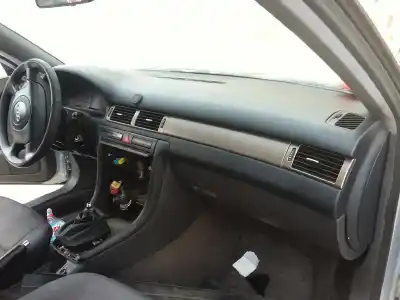 Veículo de Sucata audi a6 berlina (4b2) 2.5 v6 24v tdi do ano 1997 alimentado afb