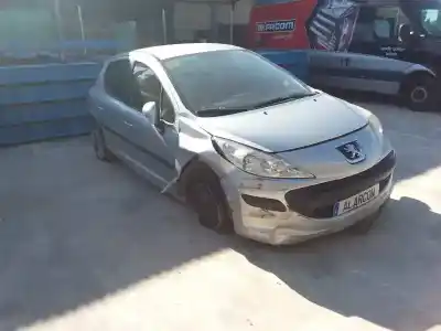 Vehicul casat peugeot 207 confort al anului 2009 alimentat kfv