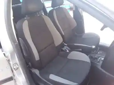 Vehicul casat peugeot 207 confort al anului 2009 alimentat kfv