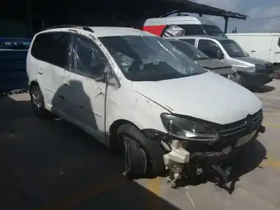 Veículo de Sucata volkswagen touran (1t3) advance bluemotion do ano 2011 alimentado cayc