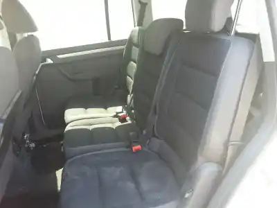 Veículo de Sucata volkswagen touran (1t3) advance bluemotion do ano 2011 alimentado cayc