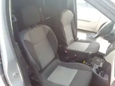 Здавання транспортного засобу dacia dokker express ambiance року 2015 потужний k9k612