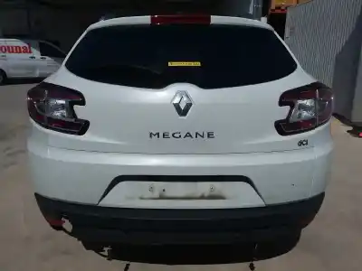 Véhicule à la ferraille renault                                            megane iii sport tourer                                                                                                                                                                                                                                    bose edition                                                                                                                                                                                                                                               de l'année 2013 alimenté r9m414