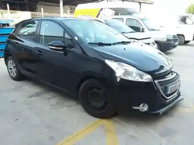 Veicolo di demolizione peugeot 208 allure dell'anno 2012 alimentato 9hp