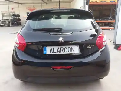 Veicolo di demolizione peugeot 208 allure dell'anno 2012 alimentato 9hp