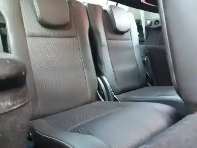 Vehicul casat renault scenic iii expression al anului 2009 alimentat k9k832