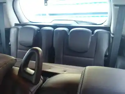 Vehicul casat renault scenic iii expression al anului 2009 alimentat k9k832