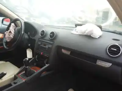 Veicolo di demolizione audi a3 (8p) 2.0 tfsi ambition quattro dell'anno 2005 alimentato axx