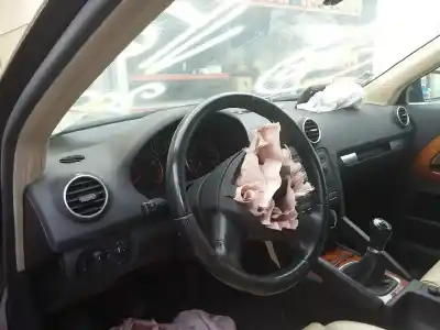 Veicolo di demolizione audi a3 (8p) 2.0 tfsi ambition quattro dell'anno 2005 alimentato axx
