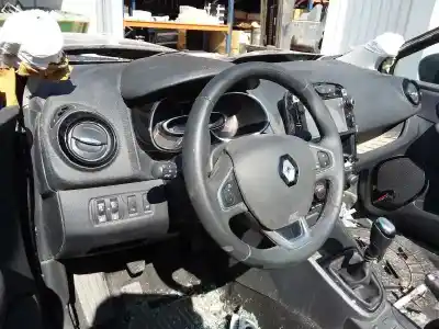 Veículo de Sucata renault clio iv business do ano 2017 alimentado k9k628