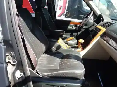 Veicolo di demolizione land rover range rover (lp) hse (165kw) dell'anno 1997 alimentato 46d