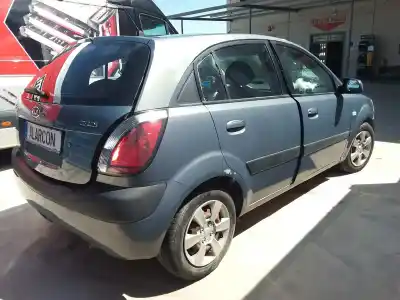 Veículo de Sucata kia rio ii (jb) 1.5 crdi do ano 2007 alimentado d4fa