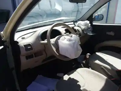 Veículo de Sucata nissan micra (k12e) acenta do ano 2006 alimentado cr12de