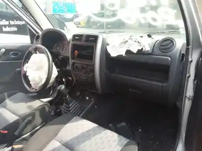 Veículo de Sucata suzuki                                             jimny sn (fj)                                                                                                                                                                                                                                              techo metálico                                                                                                                                                                                                                                             do ano 2003 alimentado m13a