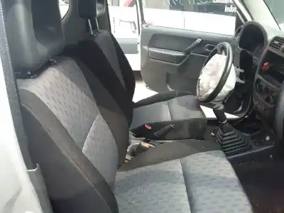 Veículo de Sucata suzuki                                             jimny sn (fj)                                                                                                                                                                                                                                              techo metálico                                                                                                                                                                                                                                             do ano 2003 alimentado m13a