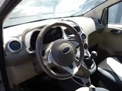 Sloopvoertuig ford ka (ccu) titanium+ van het jaar 2011 aangedreven 