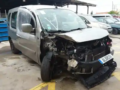 Здавання транспортного засобу renault kangoo dynamique року 2008 потужний k9k804