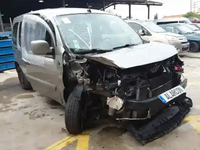 Здавання транспортного засобу renault kangoo dynamique року 2008 потужний k9k804
