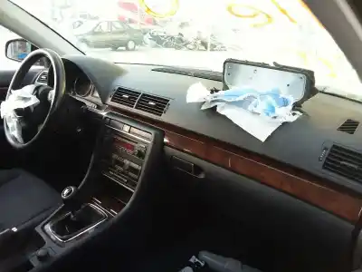 Scrapping Vehicle audi a4 avant (8e) 1.9 tdi of the year 2005 powered brb