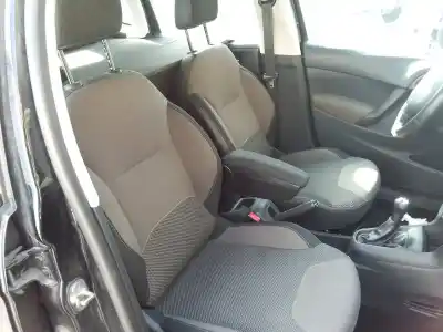 Здавання транспортного засобу citroen c3 collection року 2011 потужний 