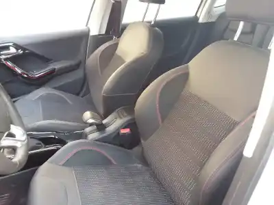 Veículo de Sucata peugeot 2008 (--.2013->) gt line do ano 2017 alimentado 