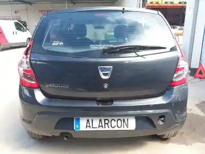 Veicolo di demolizione dacia                                              sandero                                                                                                                                                                                                                                                    laureate                                                                                                                                                                                                                                                   dell'anno 2012 alimentato d4f732