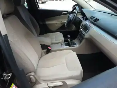 Veículo de Sucata volkswagen passat variant (3c5) advance do ano 2007 alimentado bxe