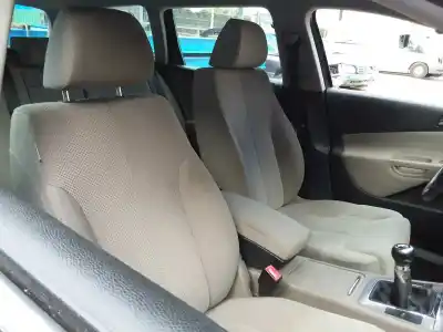 Veículo de Sucata volkswagen passat variant (3c5) advance do ano 2007 alimentado bxe