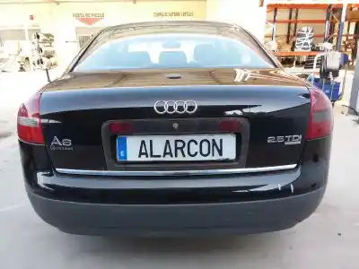 Veículo de Sucata audi a6 berlina (4b2) 2.5 tdi do ano 2001 alimentado ake