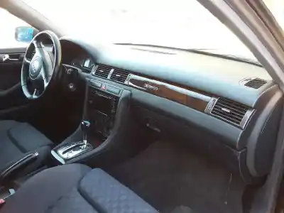 Veículo de Sucata audi a6 berlina (4b2) 2.5 tdi do ano 2001 alimentado ake