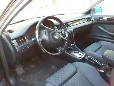 Veículo de Sucata audi a6 berlina (4b2) 2.5 tdi do ano 2001 alimentado ake