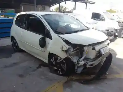 Scrapping Vehicle renault twingo dynamique of the year 2007 powered k9k820