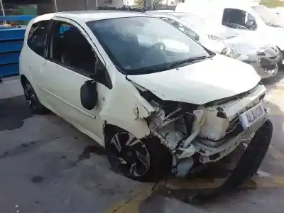 Scrapping Vehicle renault twingo dynamique of the year 2007 powered k9k820